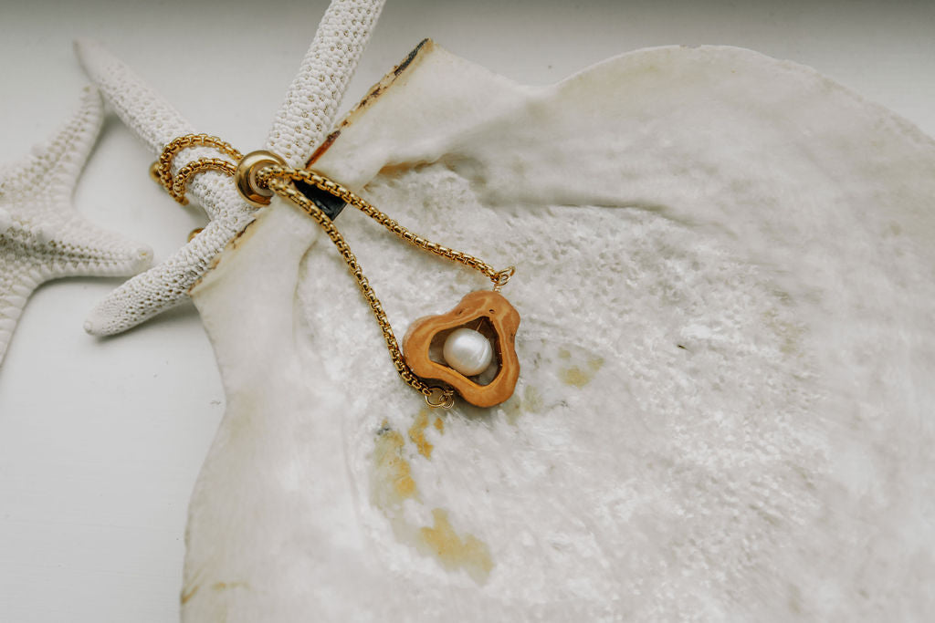 The Erna Bracelet