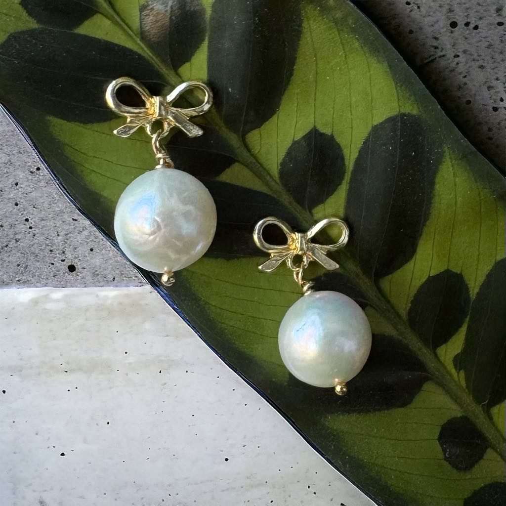 The Eddie Bow Earrings