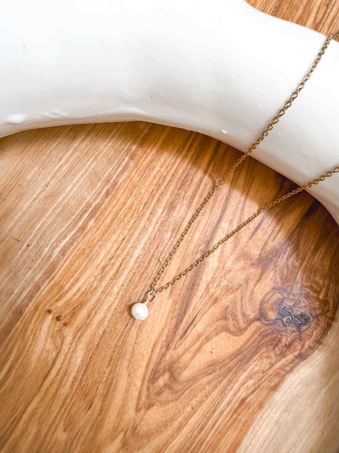 Small Single Pearl Necklace